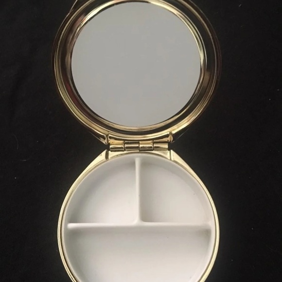 Supreme Health Care Bundle - Picture 3 of 7